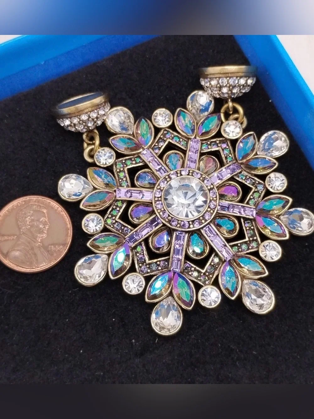 Heidi Daus Magnetic Enhancer Snowflake Pendant Original Warranty Card Included - Picture 5 of 7
